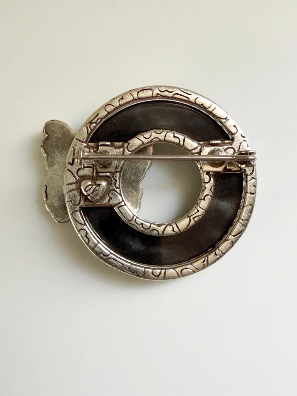 Vintage Brighton Butterfly Round Enamel Wreath Brooch Pin C Clasp